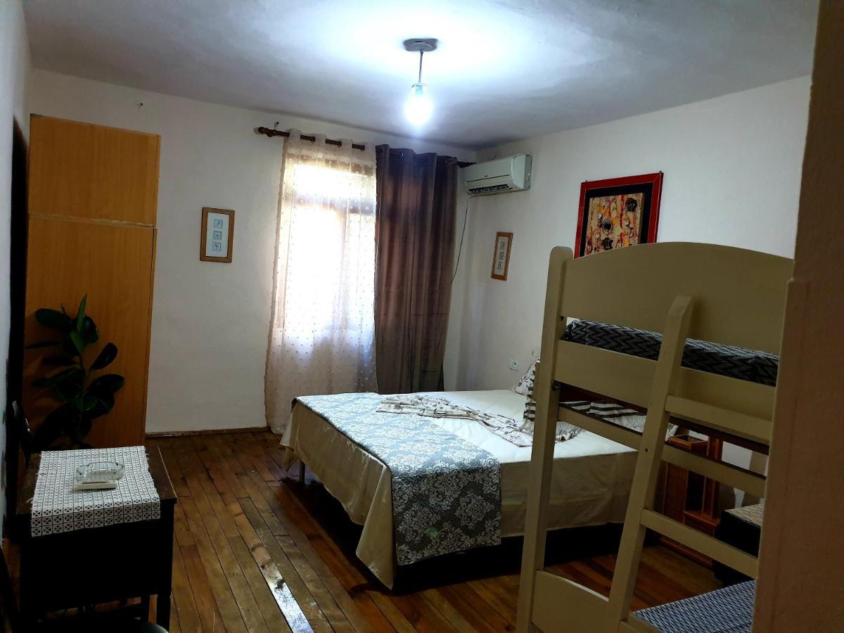 Vila Koltrina Shkodër Esterno foto